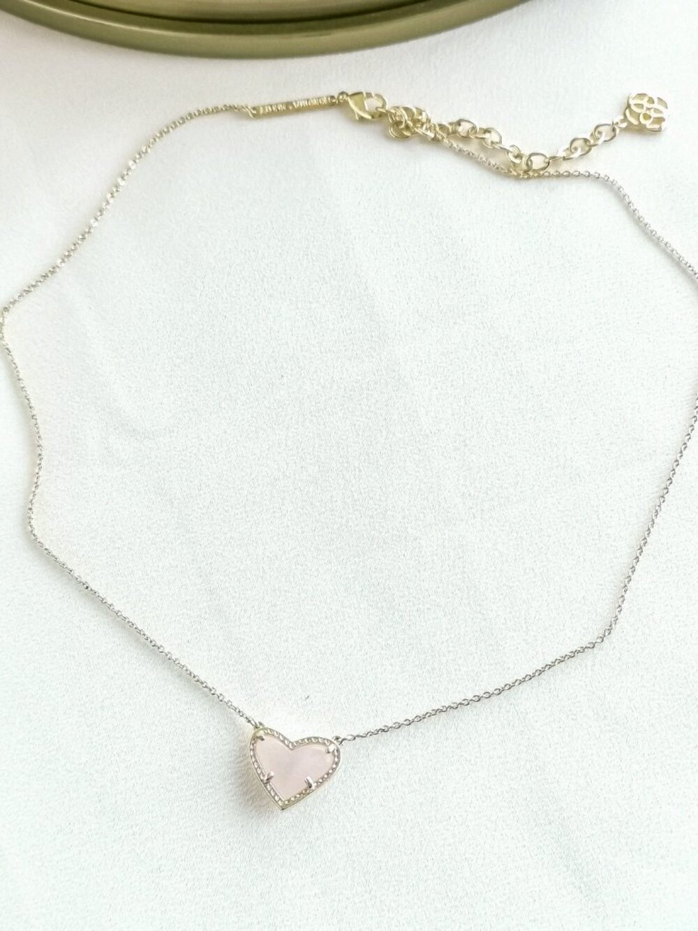 Kendra Scott Ari Heart Rose Quartz Necklace NEW - Picture 2 of 3